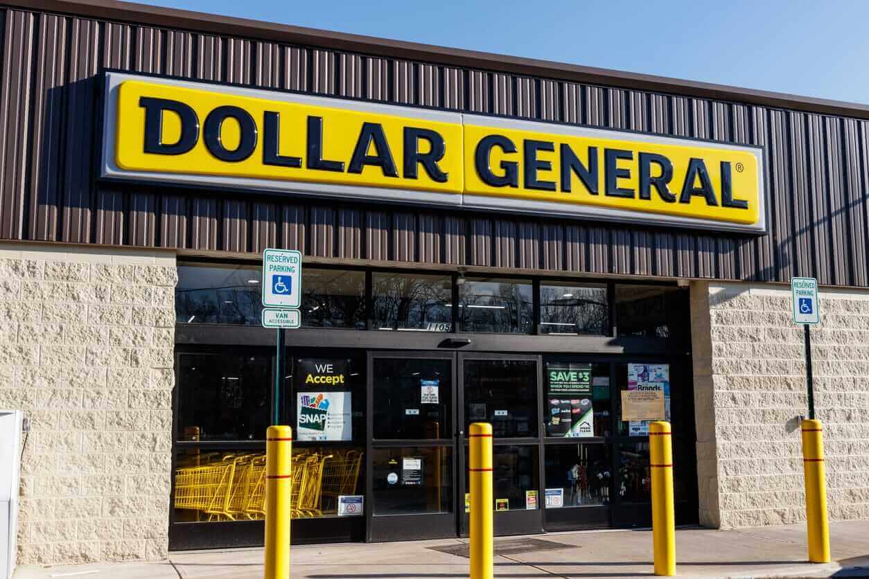 Dollar General Stock Is Staging a Technical Turnaround as Consumer Sentiment Weakens