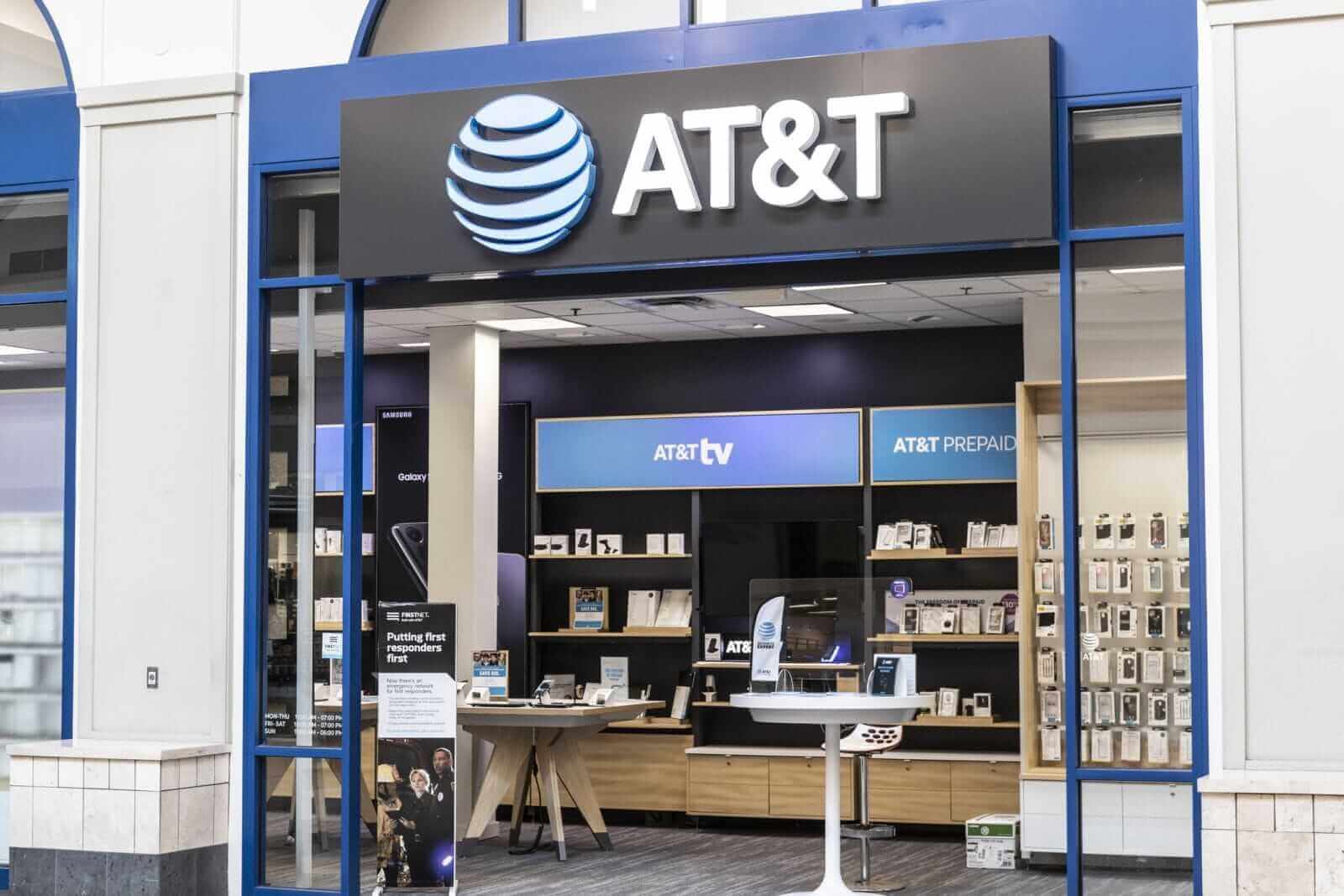 AT&T Stock Outlook: Is Wall Street Bullish or Bearish?