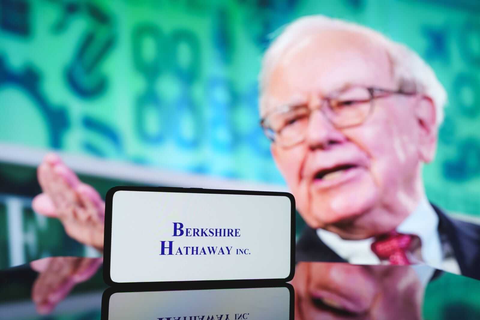 Berkshire Is Chasing GOOG Stock Big Time, But It Might Not Help Reverse Warren Buffett’s Historical Mistake