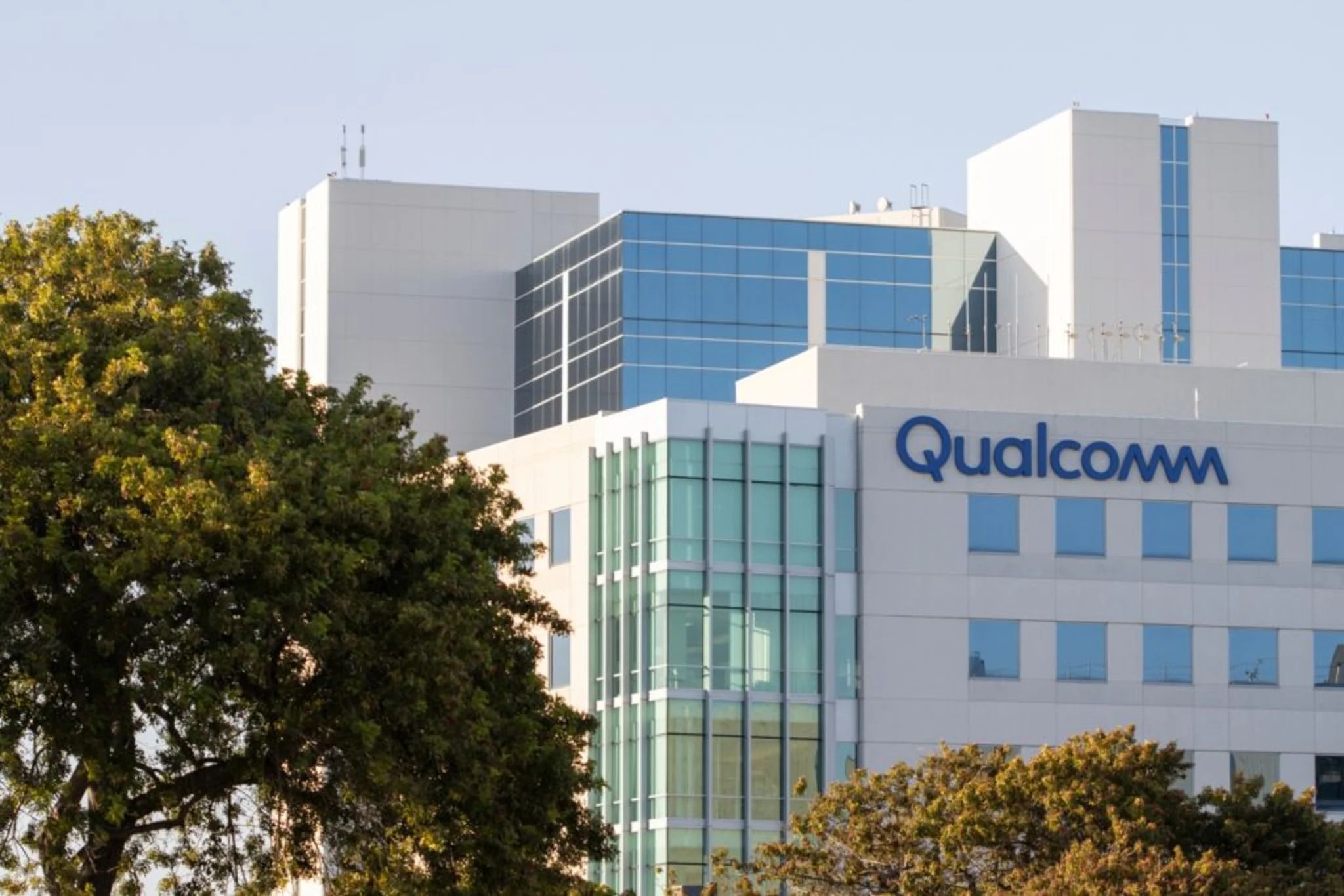 Qu'est-ce qui se passe avec les actions de Qualcomm aujourd'hui ? | Benzinga France