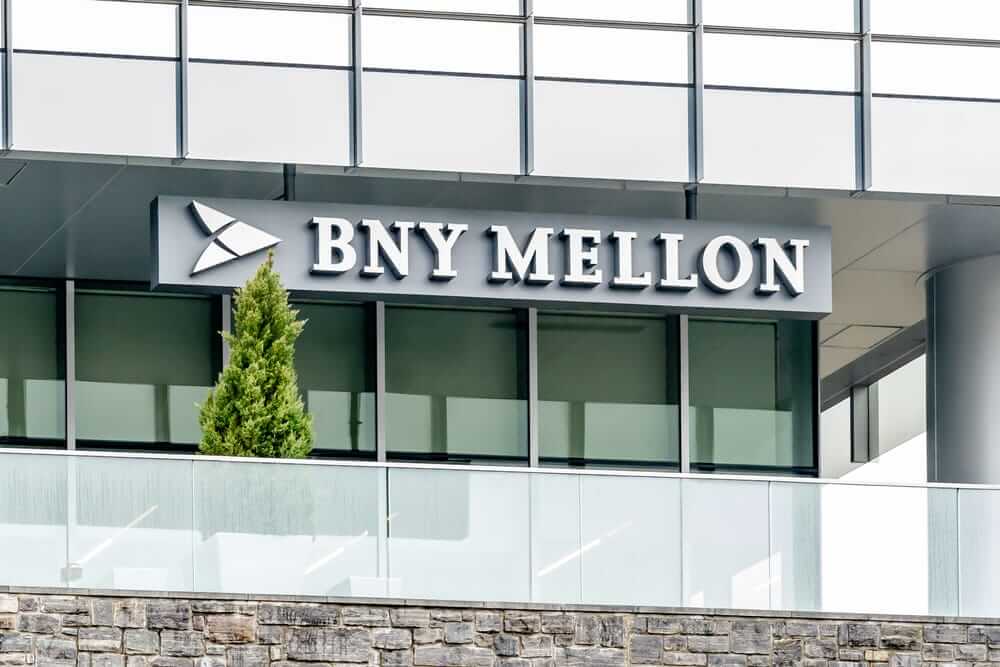Is Wall Street Bullish or Bearish on Bank of New York Mellon Stock?