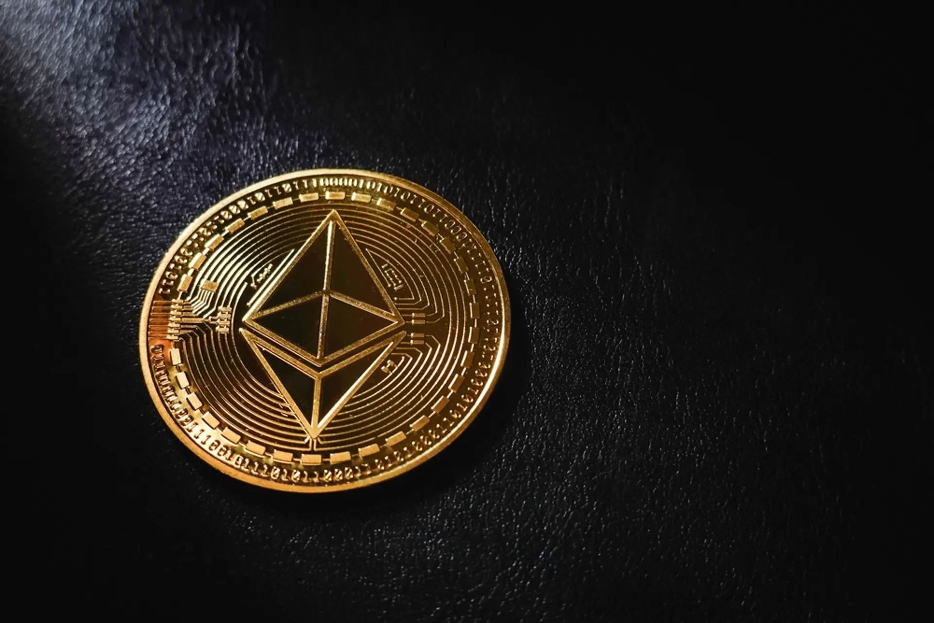 이더리움 현물 ETF, 3억4500만달러 순유출…비트마인 매수세 압도