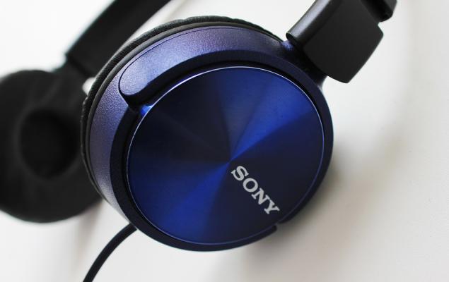 SONY's Q4 Earnings Plunge Y/Y Despite Healthy Revenues, G&NS Weakens