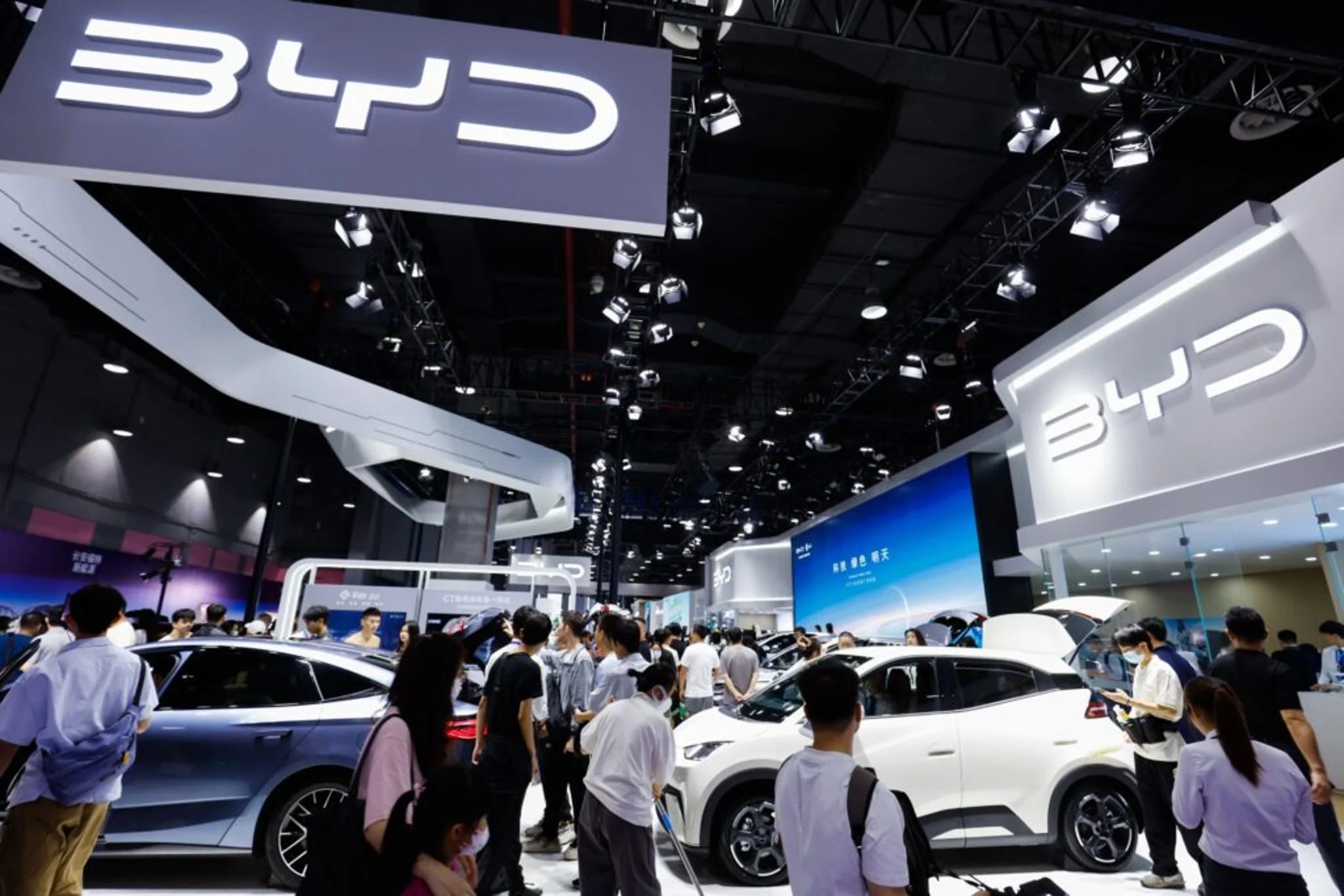 テスラのライバルBYDの香港株が海外販売好調を受けて急騰：報道