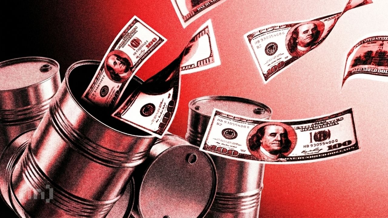 Iran Denies Trump’s Hormuz Deal, Oil Jumps but Bitcoin Watches