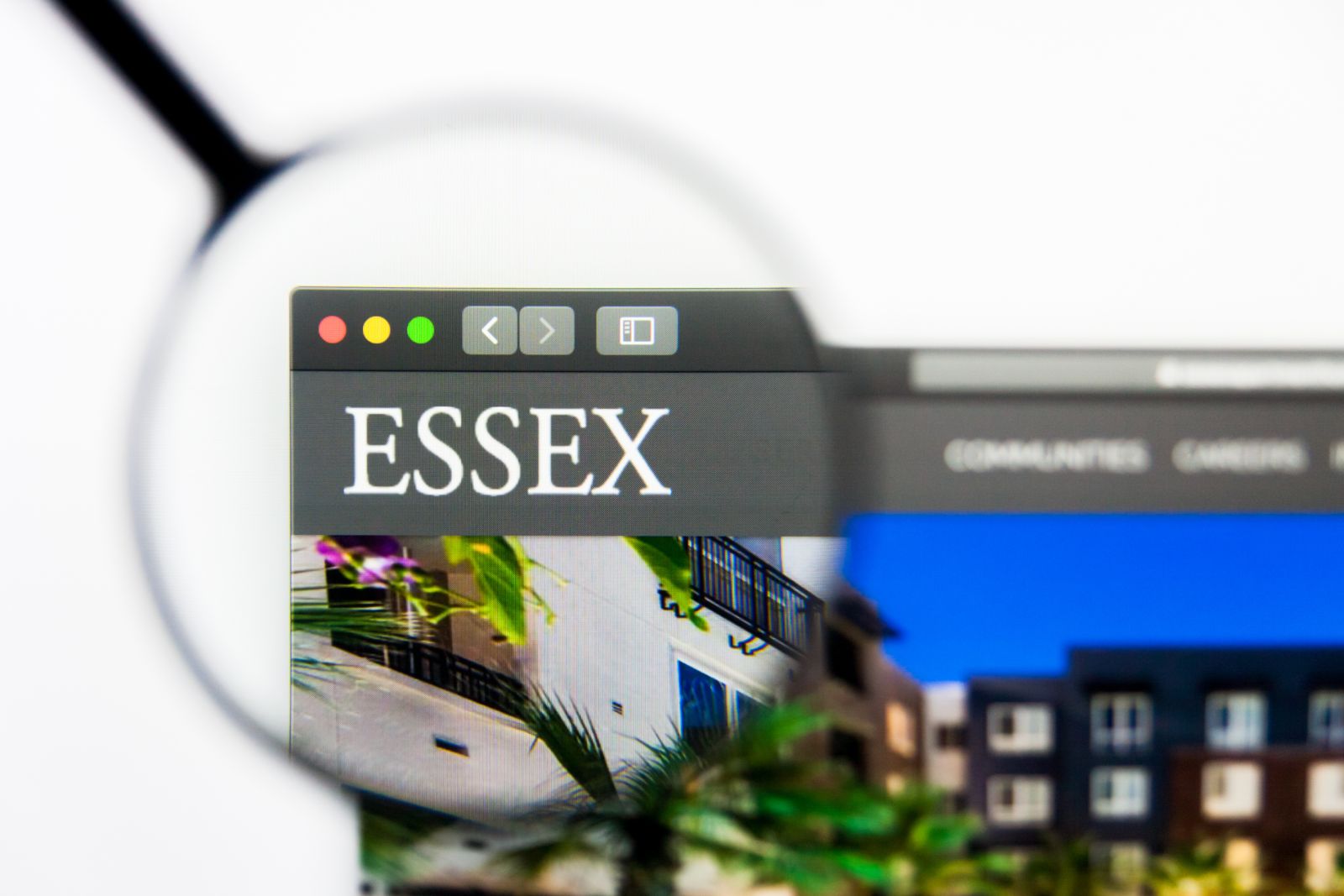 Essex Property Trust Stock Outlook: Is Wall Street Bullish or Bearish?