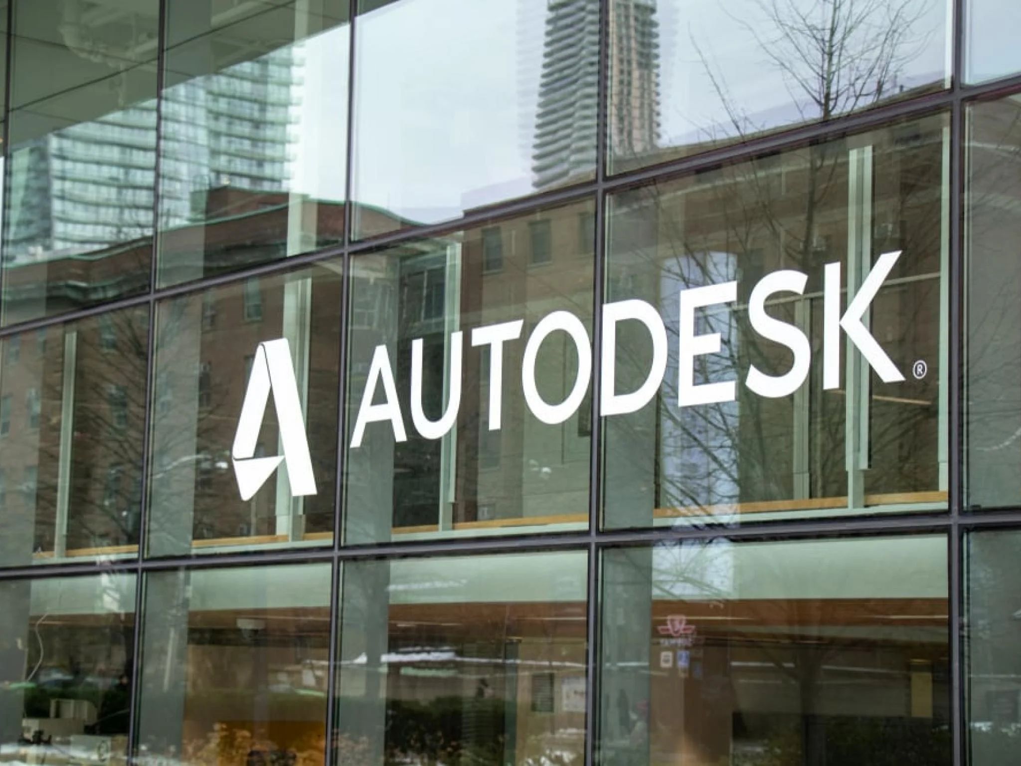 Pourquoi les actions d'Autodesk se négocient-elles à la hausse d'environ 6% ; Voici 20 actions en mouvement avant l'ouverture du marché | Benzinga France