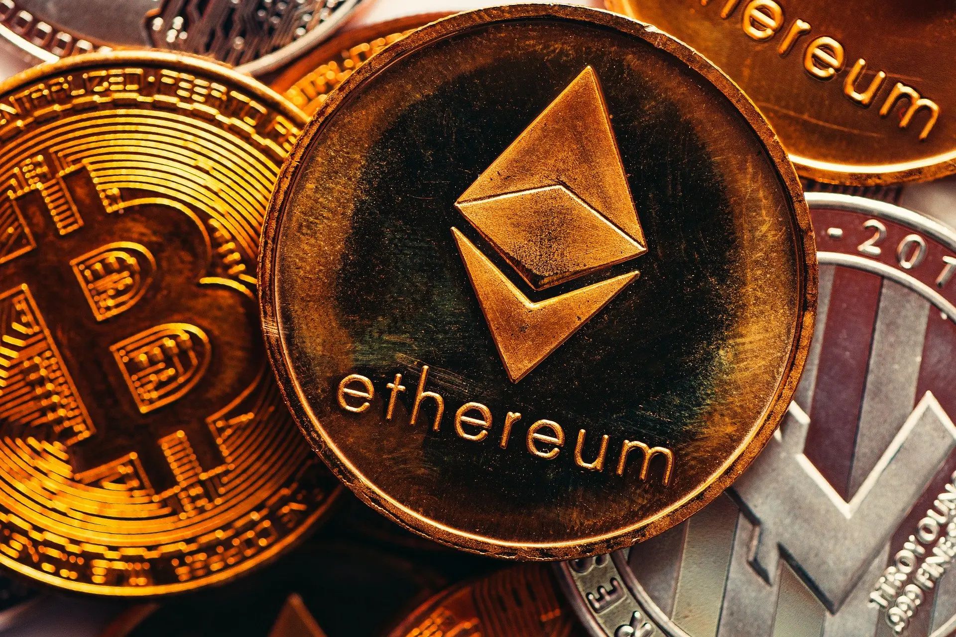 5개월간 최소 8명 임원 이탈...이더리움(ETH) 재단 리더십 우려 확산