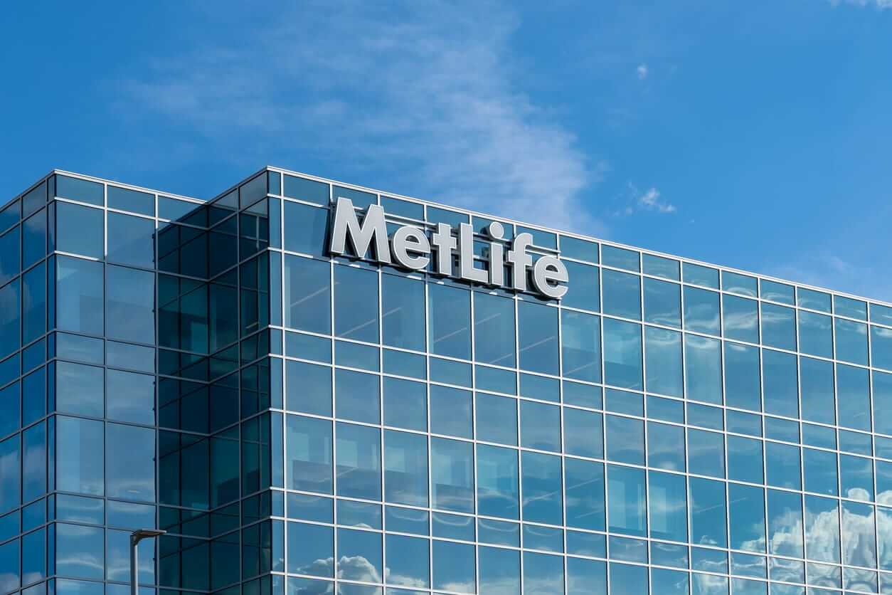 Is MetLife Stock Outperforming the S&P 500?