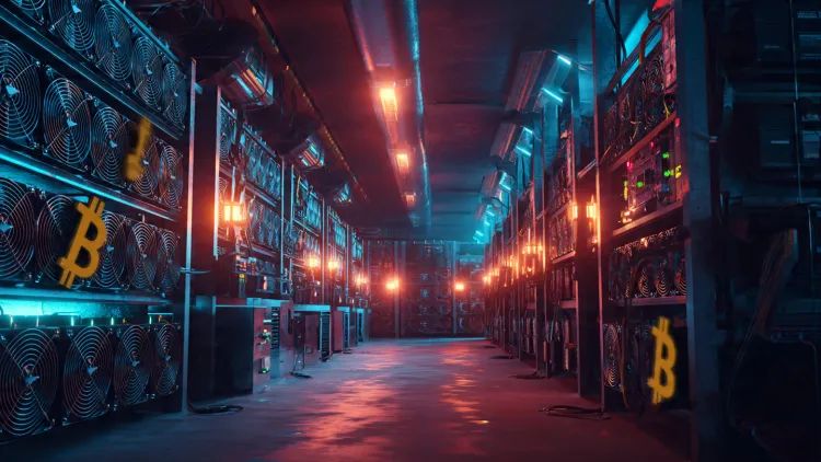 Bitcoin Pressure Builds As Miners Dump 32K BTC In Just 3 Months