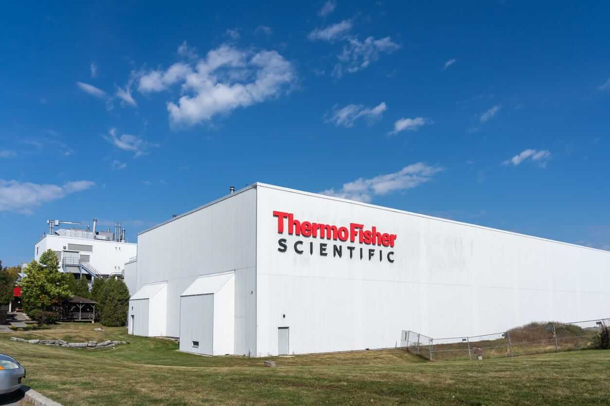 Do Wall Street Analysts Like Thermo Fisher Scientific Stock?