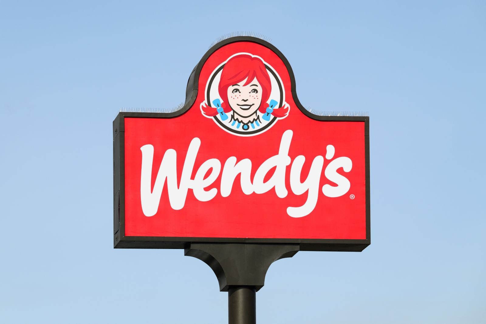 Nelson Peltz Doesn’t Want to Take Wendy’s Private. How to Play the Plunge in WEN Stock Here