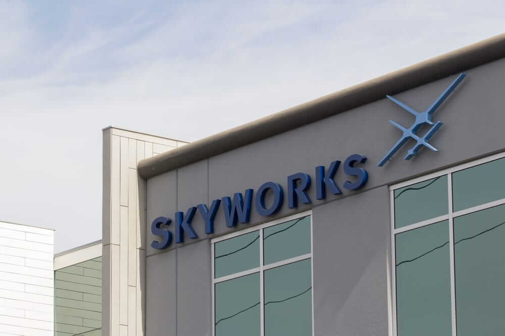 What Are Wall Street Analysts' Target Price for Skyworks Solutions Stock?