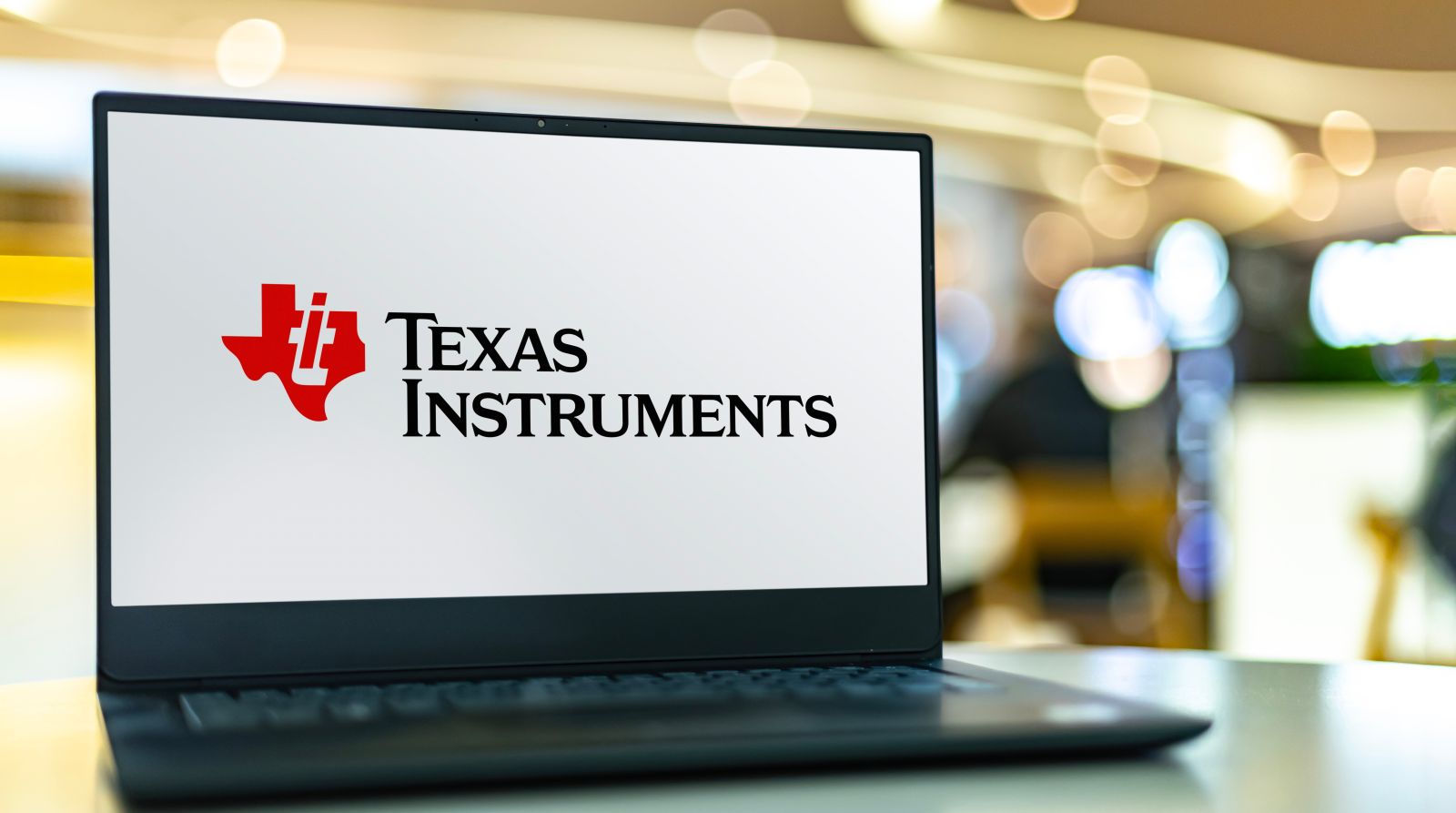 Are Wall Street Analysts Bullish on Texas Instruments Stock?