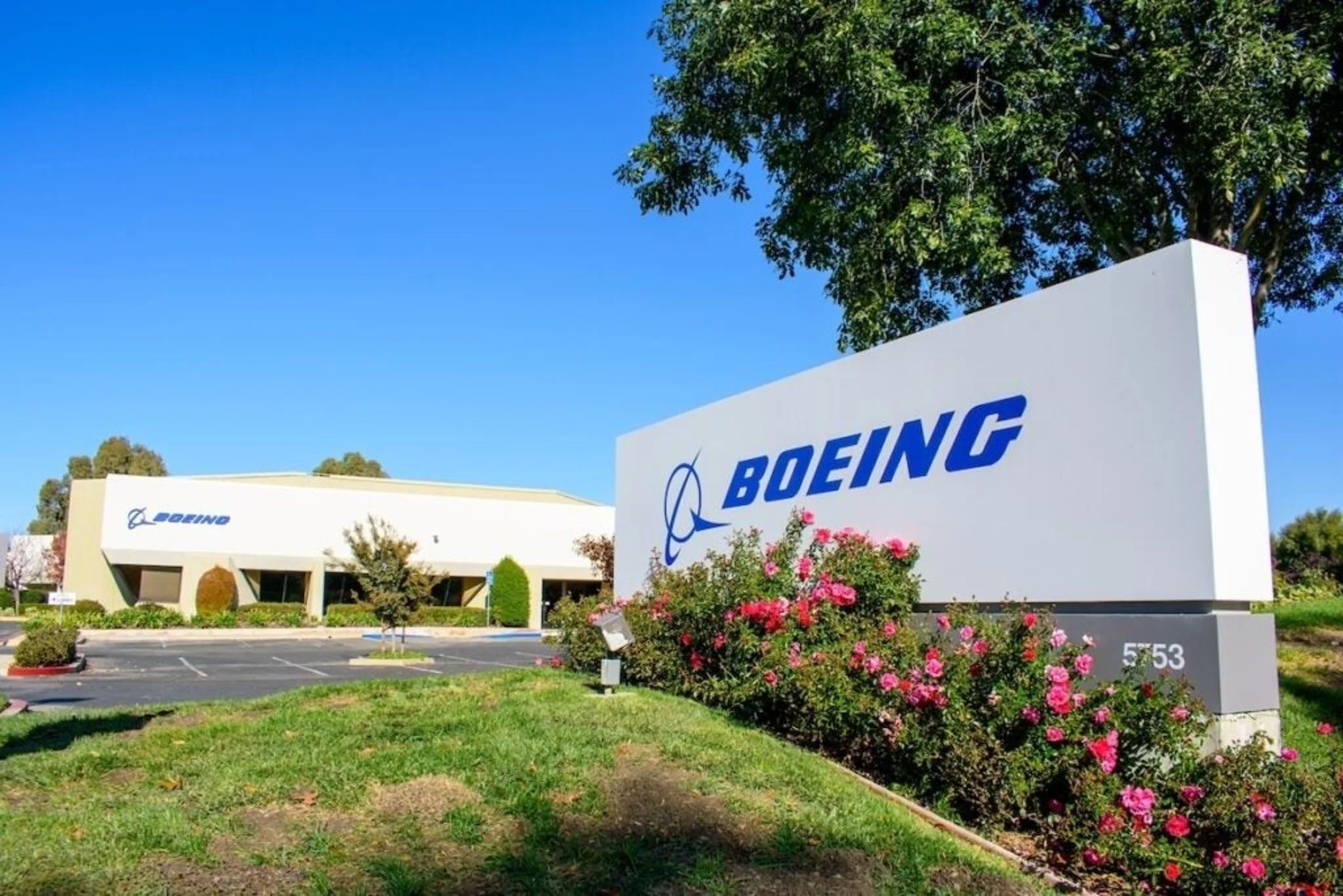 Qu'arrive-t-il à l'action de Boeing aujourd'hui ? | Benzinga France