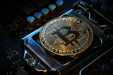 Bitcoin se enfrenta a una resistencia clave en $82,500: ¿Se mantendrá la subida?