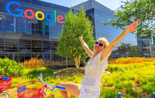 GOOGL Rides on Strong Advertising Revenues: Can It Beat RDDT and META?