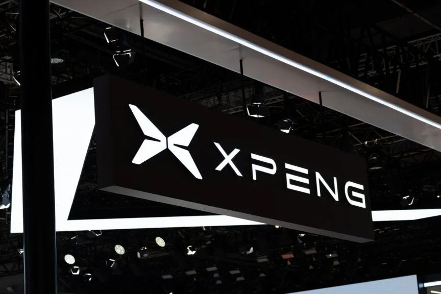 China EV Heat Check: Nio, Li Auto, XPeng on Fire China EV Heat Check: Nio, Li Auto, XPeng on Fire - Carbon Collective Climate Solutions U.S. Equity ETF (NASDAQ:CCSO), Roundhill ETF Trust Roundhill Humanoid Robotics ETF (BATS:HUMN)