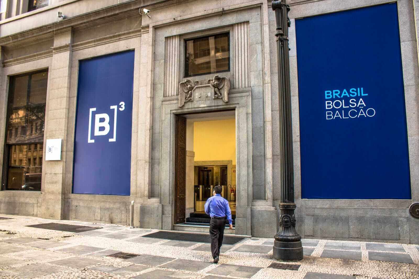 The Collapse of Brazil’s Bolsonaro Bet and Interest Rates vs. Ag Markets