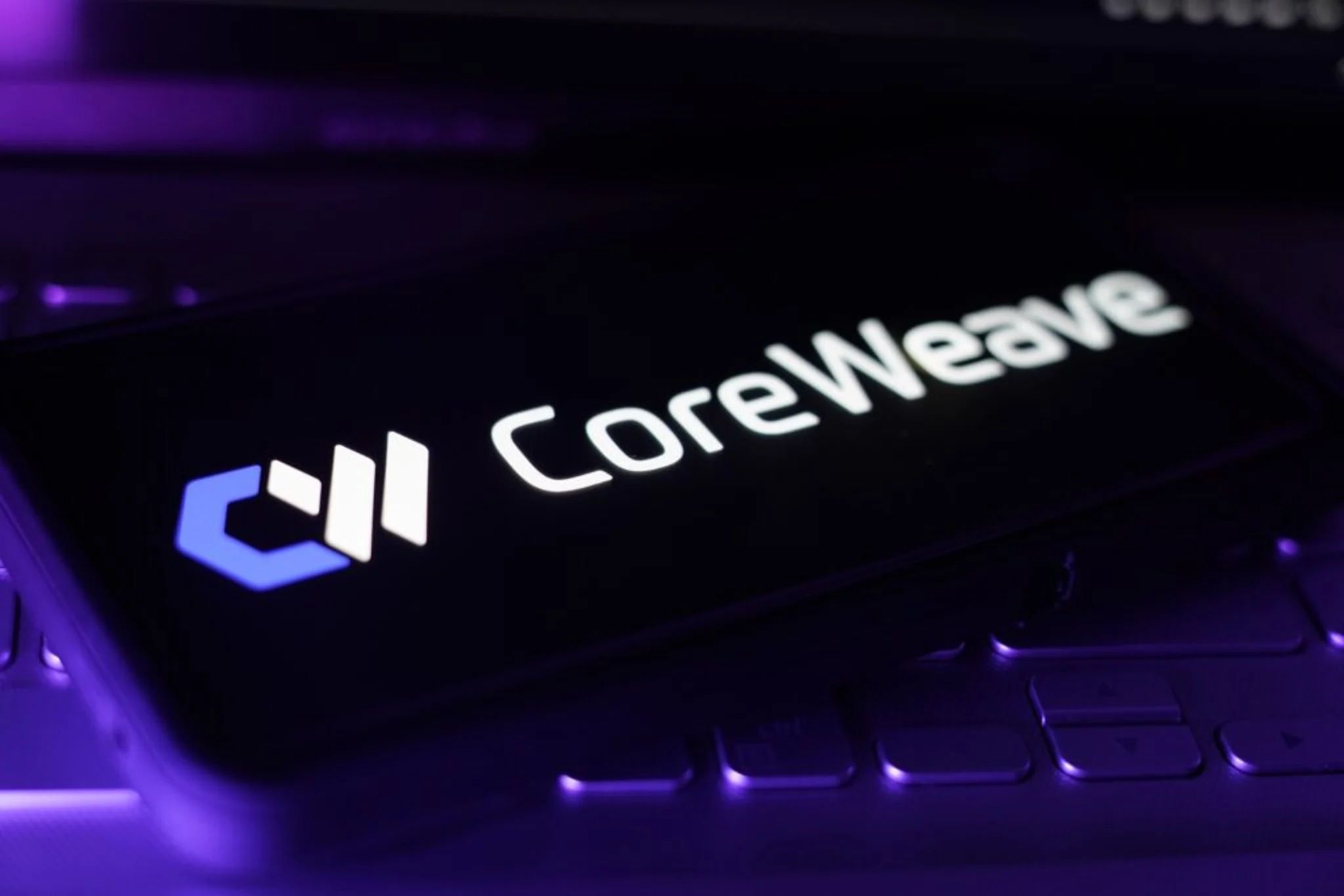 Qu'est-ce qui se passe avec les actions de CoreWeave aujourd'hui ? | Benzinga France