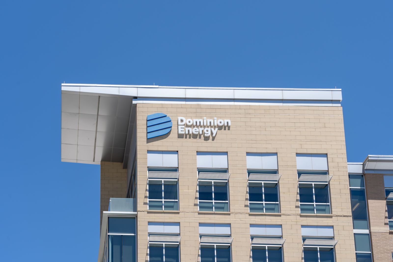 Dominion Energy Stock: Is Wall Street Bullish or Bearish?