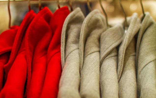 Buy 5 Retail Apparel and Shoe Stocks for a Stable Portfolio in 2026