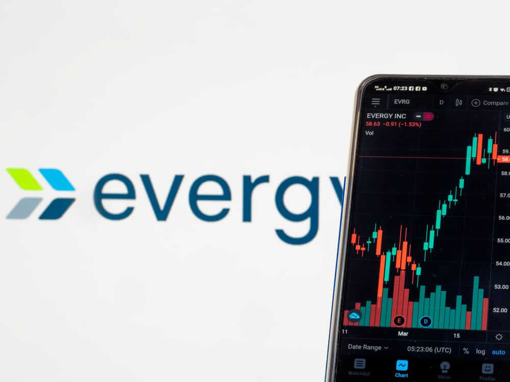 Evergy Stock Outlook: Is Wall Street Bullish or Bearish?