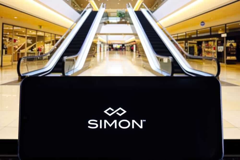 What Are Wall Street Analysts' Target Price for Simon Property Group Stock?