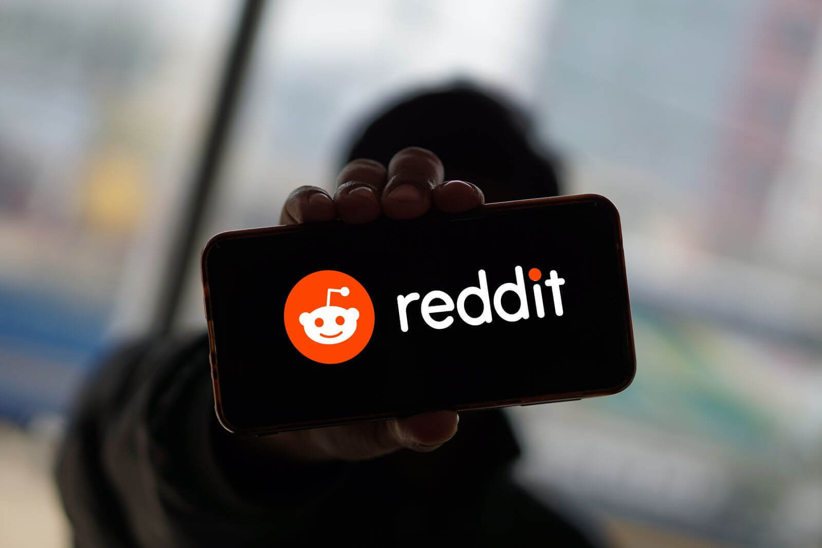 Reddit Just Scored a New 'Outperform' Rating. What Comes Next for RDDT Stock.