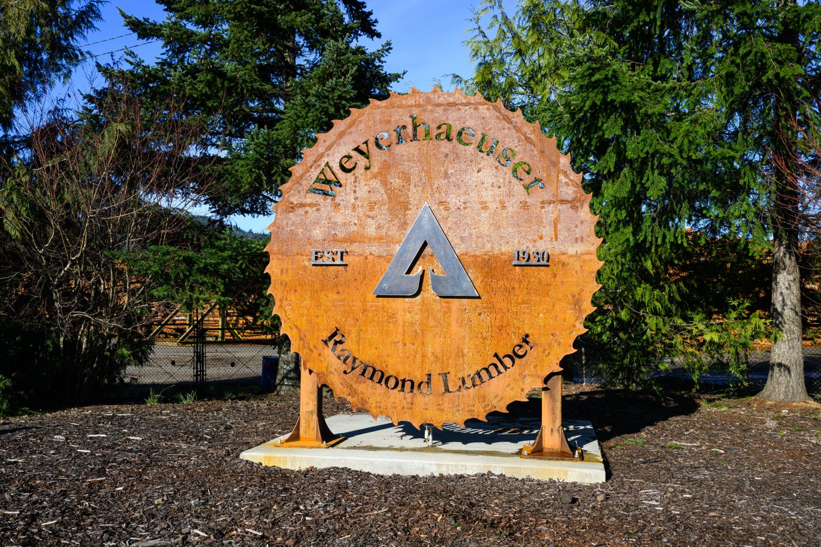 Weyerhaeuser Company Stock: Is Wall Street Bullish or Bearish?