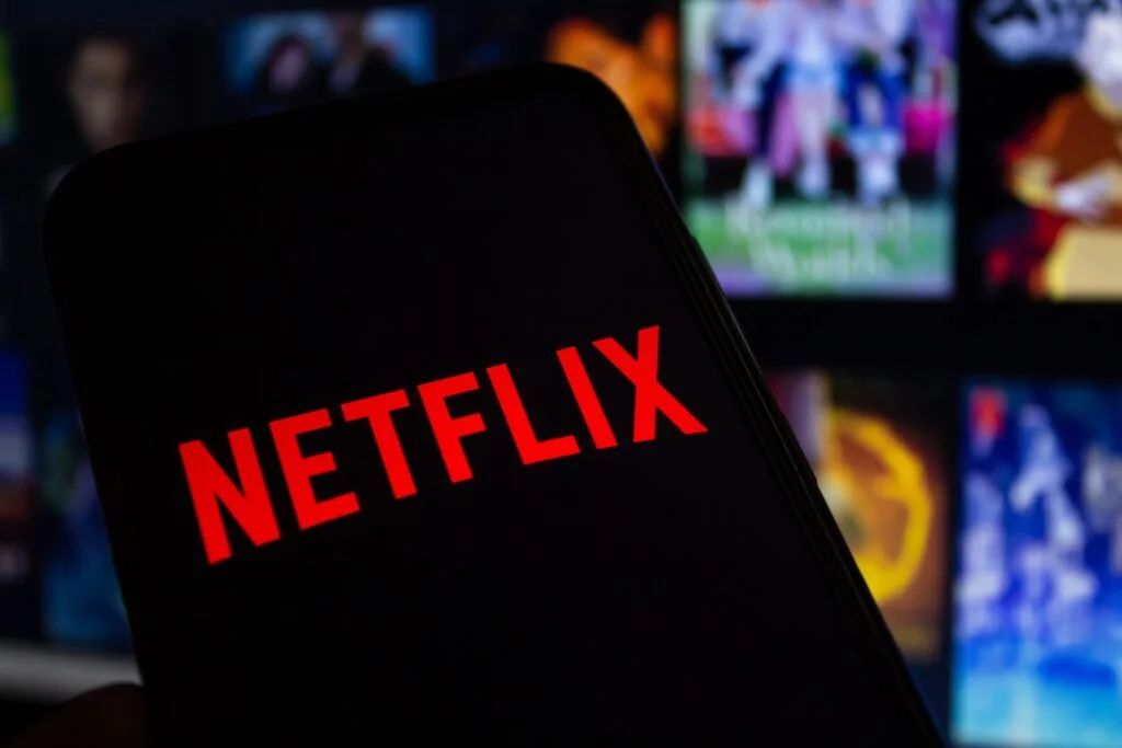 Netflix Posts Downbeat Earnings, Joins Aveanna Healthcare, Texas Instruments And Other Big Stocks Moving Lower In Wednesday's Pre-Market Session - Almonty Indus (NASDAQ:ALM), Alector (NASDAQ:ALEC)