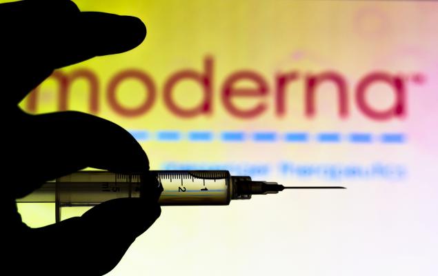 Moderna Q2 Earnings Loom: Buy or Sell the Stock Ahead of Results?