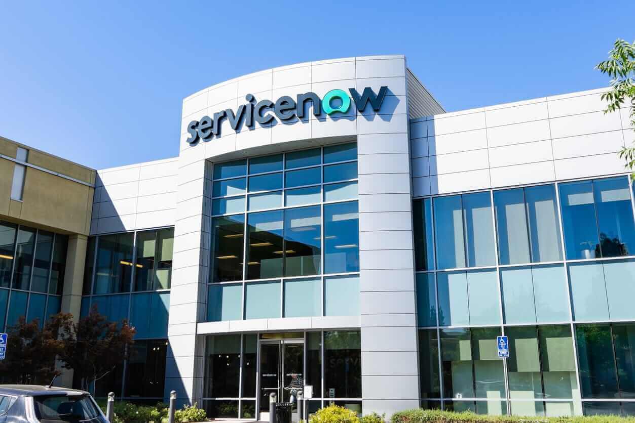 ServiceNow Stock Outlook: Is Wall Street Bullish or Bearish?