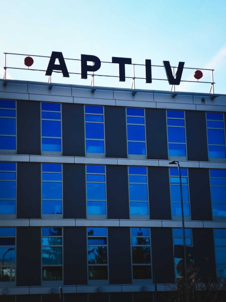 Are Wall Street Analysts Bullish on Aptiv Stock?