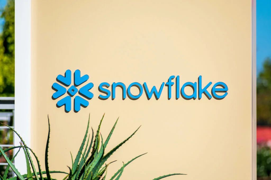 Why Snowflake Shares Are Trading Higher By 14%; Here Are 20 Stocks Moving Premarket - AquaBounty Techs (NASDAQ:AQB), Bollinger Innovations (NASDAQ:BINI)