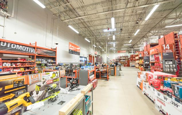 Home Depot vs. Floor & Decor: Which Stock Looks More Attractive?