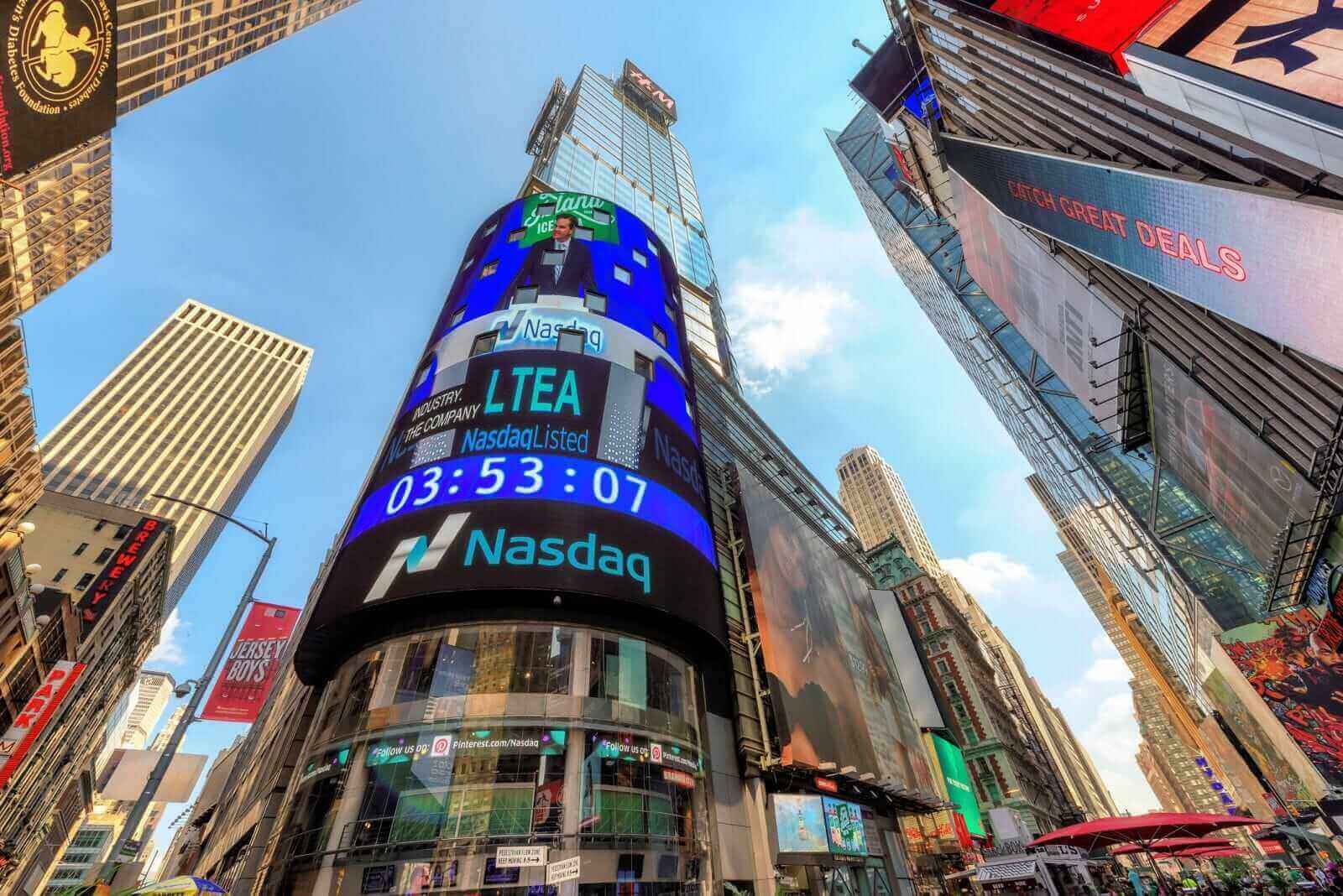 Stocks Rebound as Crude Oil Weakness Knocks Bond Yields Lower