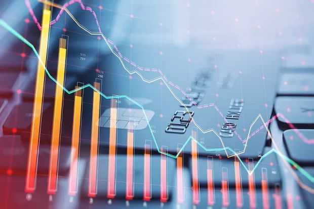 VLO vs KMI: Which Energy Pick Offers a Better Investment Opportunity?