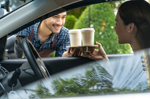 Dutch Bros to Post Q1 Earnings: What's in the Cards for the Stock?