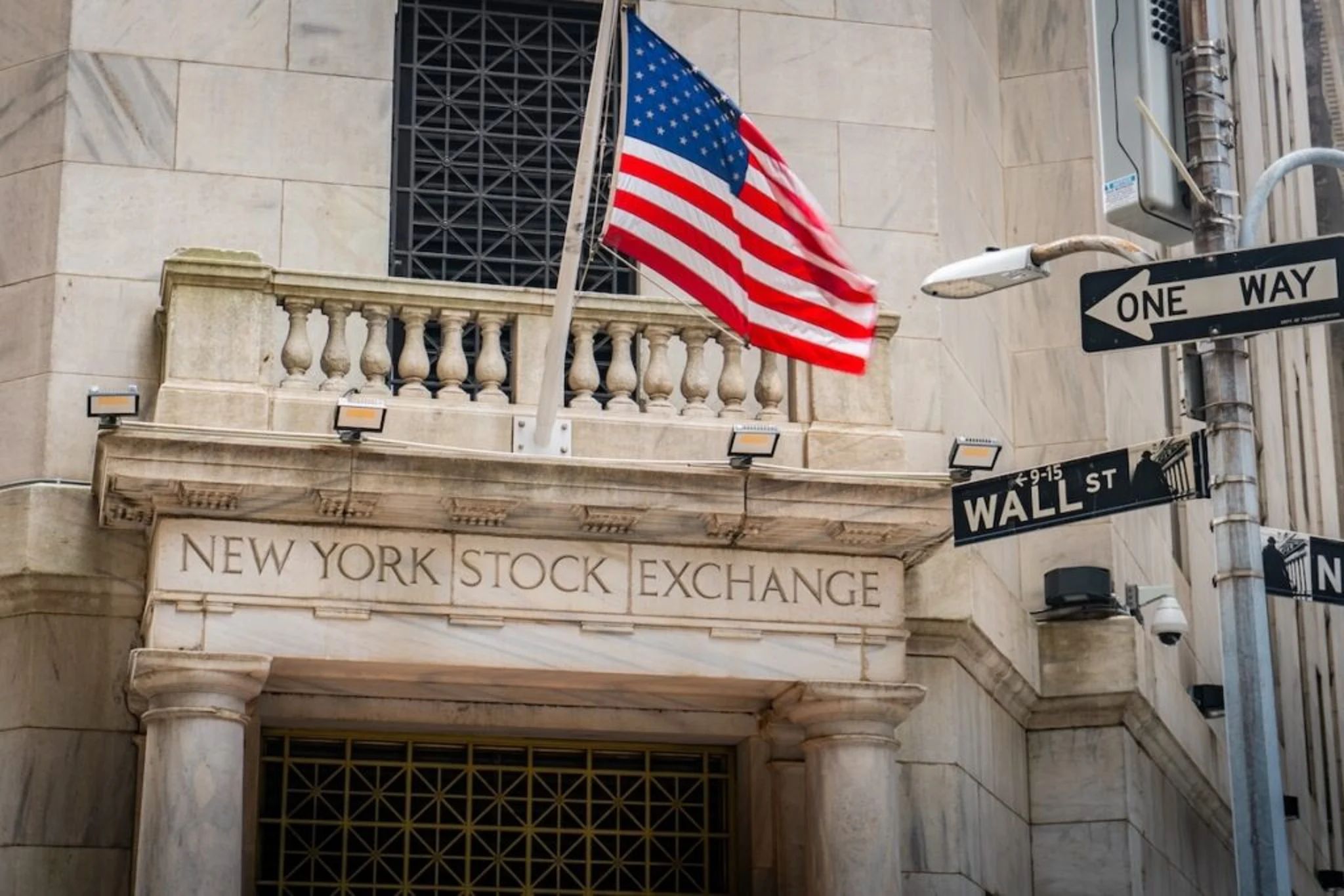 Bourse aujourd'hui : les contrats à terme du S&P 500, du Nasdaq et du Dow chutent alors que Trump repousse la date limite de l'accord avec l'Iran - Unity Software, Oracle, SoFi Technologies à l'honneur (MISE À JOUR) | Benzinga France