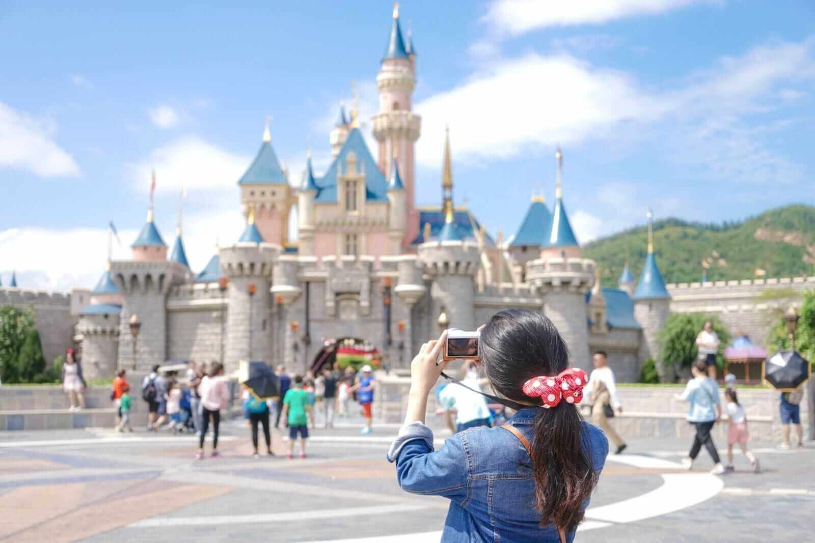 Are Wall Street Analysts Bullish on Walt Disney Stock?