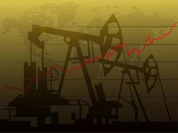Chevron vs. ExxonMobil: Which Stock Has the Edge at 52-Week Highs?