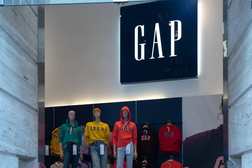 Gap Collaborates With Google Cloud To Enhance Retail AI - Gap (NYSE:GAP)
