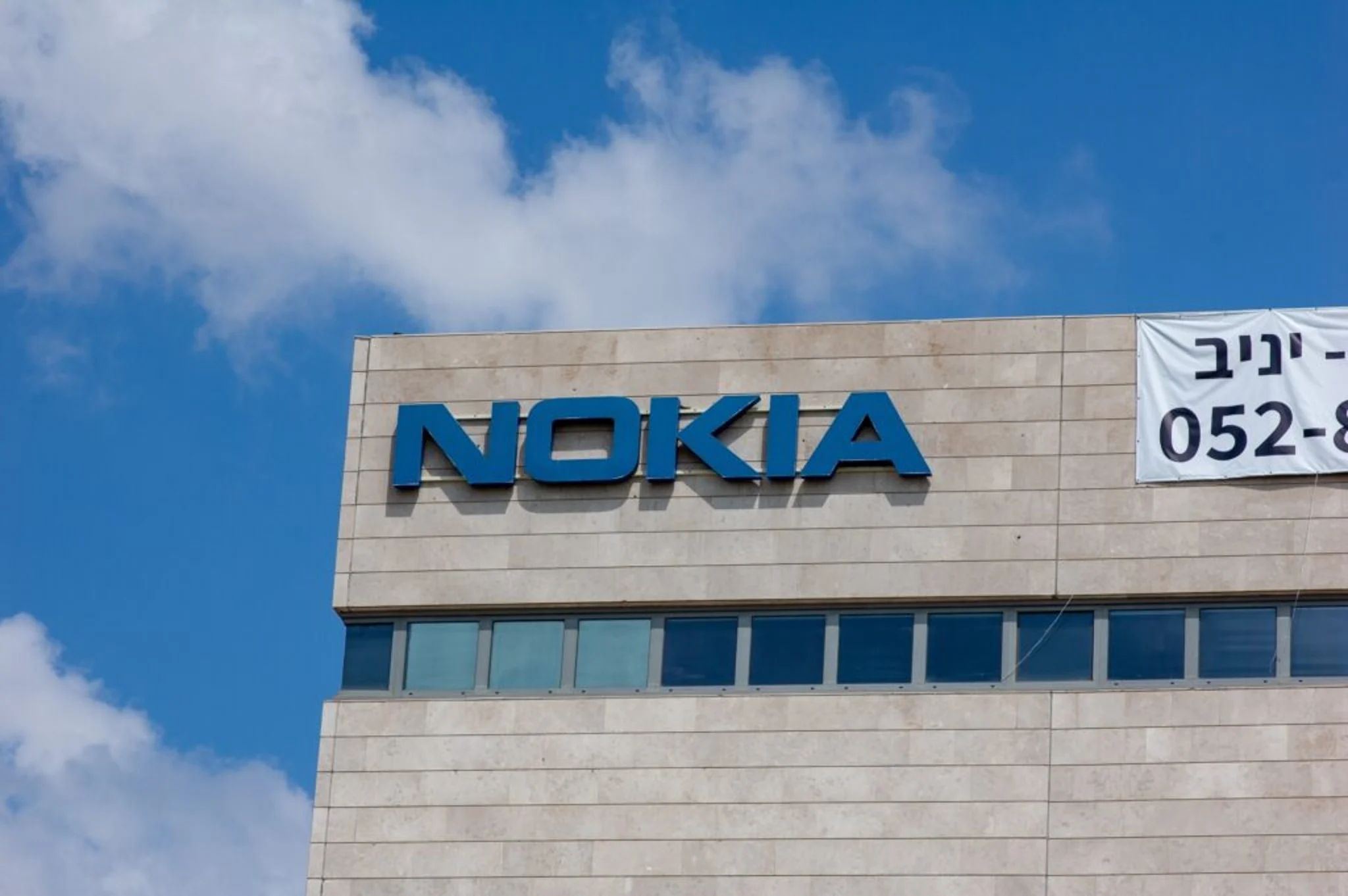 Nokia, Intel et Sandisk font partie des 10 plus grands gagnants de la semaine dernière (27 avril - 1er mai) : Les autres sont-ils dans votre portefeuille ? | Benzinga France