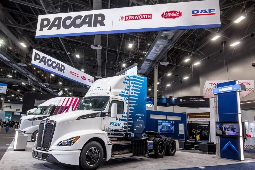 PACCAR Posts Downbeat Earnings, Joins Neuphoria Therapeutics, Citius Pharmaceuticals And Other Big Stocks Moving Lower In Tuesday's Pre-Market Session - Coeur Mining (NYSE:CDE), First Majestic Silver (NYSE:AG)