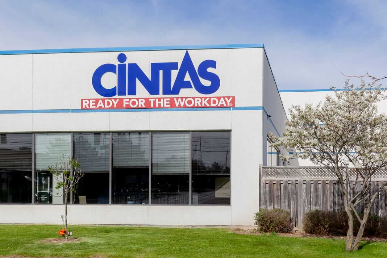 What Are Wall Street Analysts' Target Price for Cintas Corporation Stock?