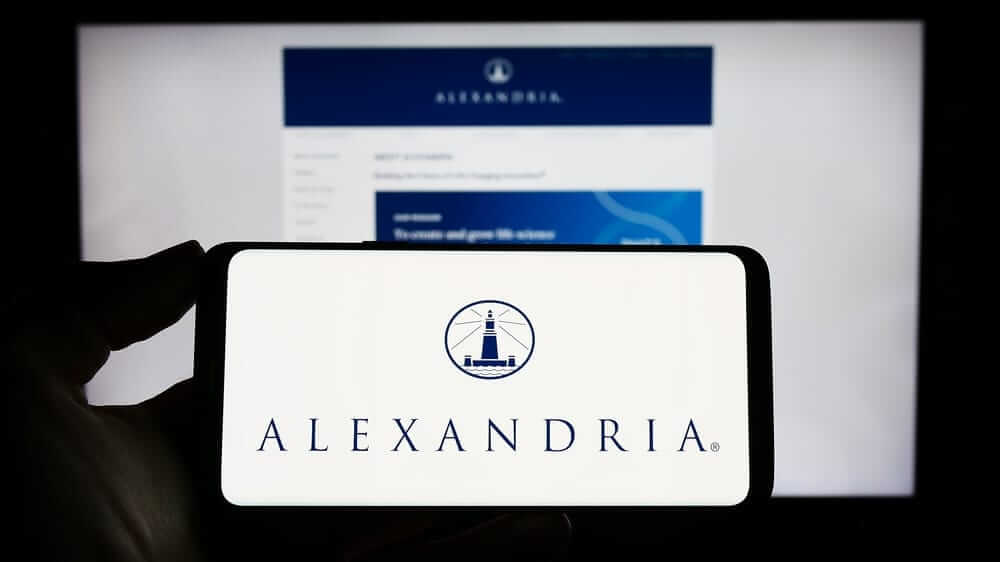 Are Wall Street Analysts Bullish on Alexandria Real Estate Stock?