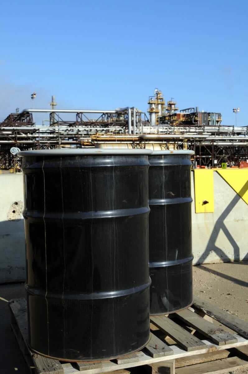 Crude Prices Fall Sharply as Geopolitical Risks Ease