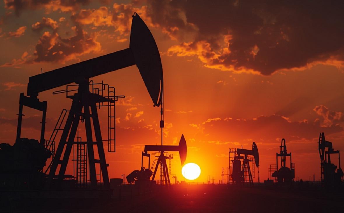 Цены на нефть Brent подскочили на 8% и превысили $80 за баррель