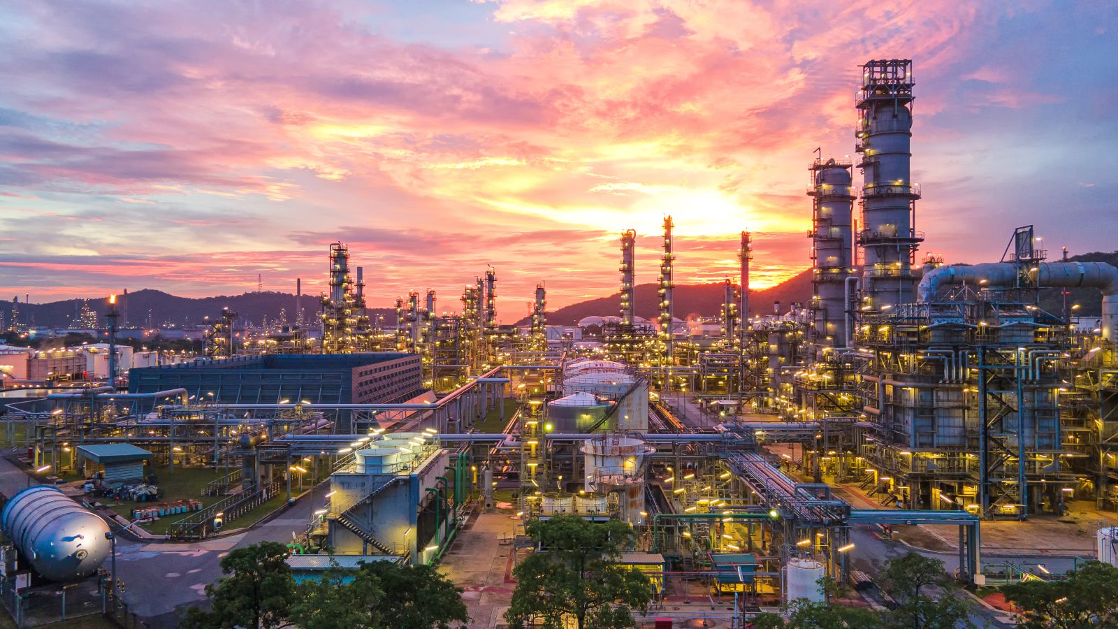 What a 20-Year Deal With Amazon Means for Constellation Energy Stock